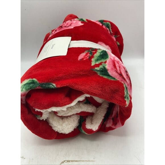 Threshold Throw Blanket Red With Pink Flowers 50 In X 60 In - Picture 3 of 4